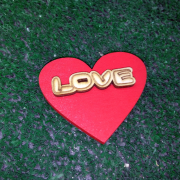 Деревянный магнитик на 14 февраля "Love =3"