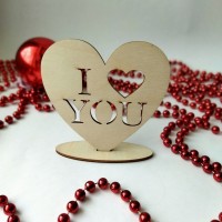 Настольный сувенир-сердечко "I love U"